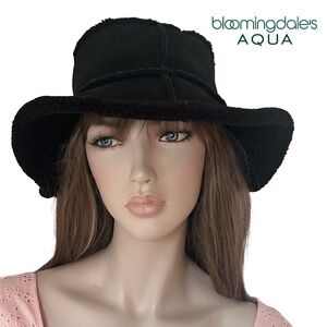Bloomingdale's Aqua Reversible Bucket Hat Faux Shearling Wide Brim Cloche Floppy